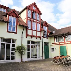 Hotel Goldener Adler Garni, Hallstadt